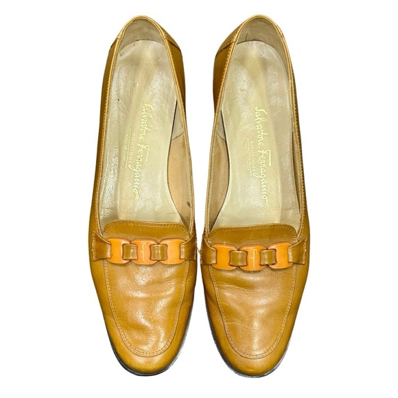 Salvatore Ferragamo Vara Bow Loafers - Size 6B - Picture 1 of 11
